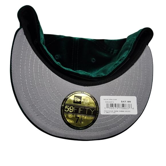 Seinfeld Festivus Velvet 59FIFTY Hat Size 7 1/4 New Era Rare Holiday Edition NWT - Picture 11 of 12
